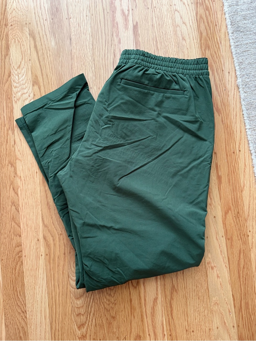 Outdoor Voices Forest Green Elastic Waist hiking pants